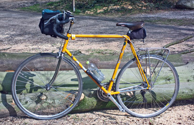 Rennrad mit neuen Laufrädern (am Freeden nahe Bad Iburg) Rennrad